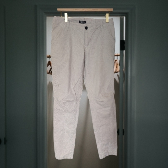 Arc'teryx Light Beige Women's Chinos - Picture 3 of 9